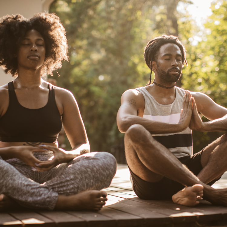 Aula de Yoga (Casais e Duplas)